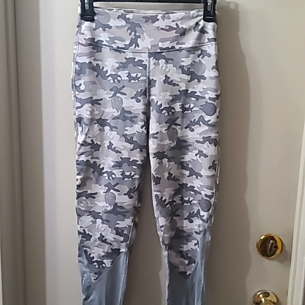 STAR WARS LEGGINGS* MEDIUM